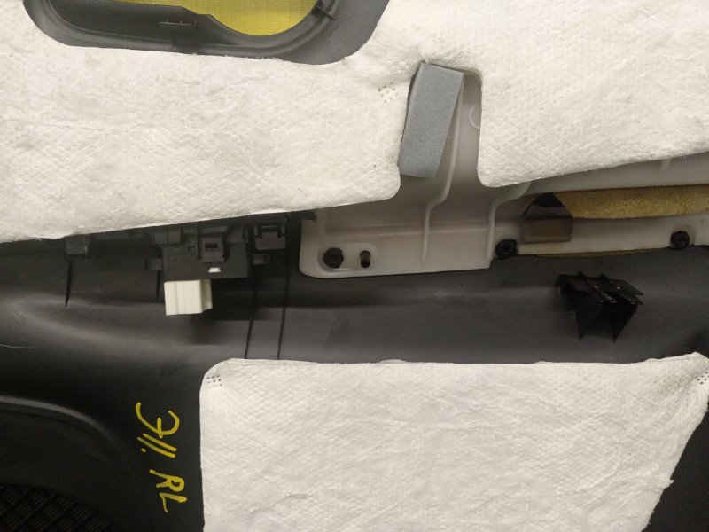 Обшивка боковой двери, 500 рублей, Красноярск