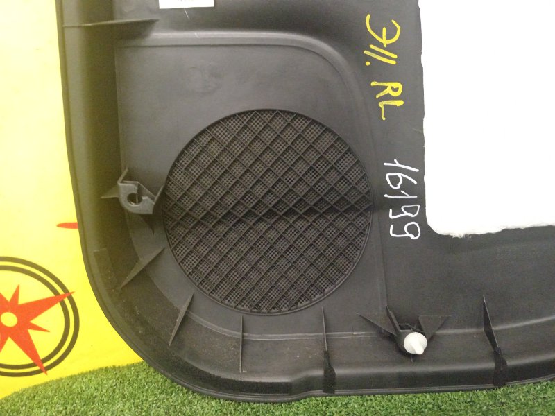 Обшивка боковой двери, 500 рублей, Красноярск