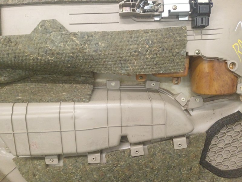 Обшивка боковой двери, 400 рублей, Красноярск