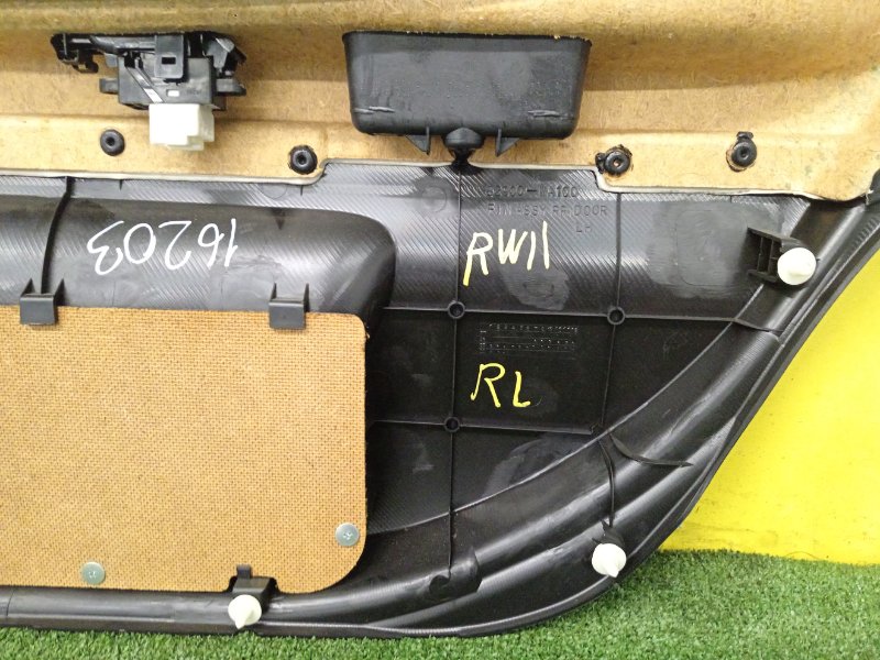 Обшивка боковой двери, 500 рублей, Красноярск