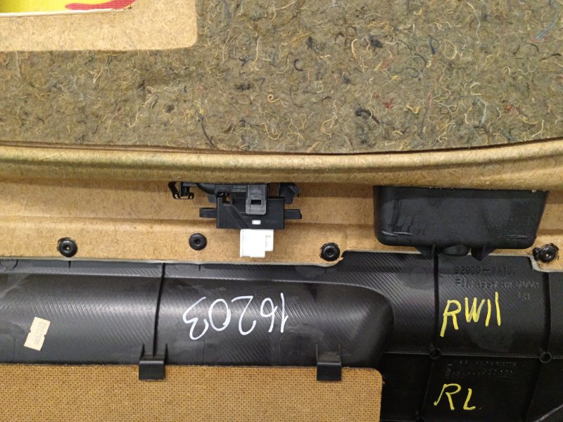 Обшивка боковой двери, 500 рублей, Красноярск