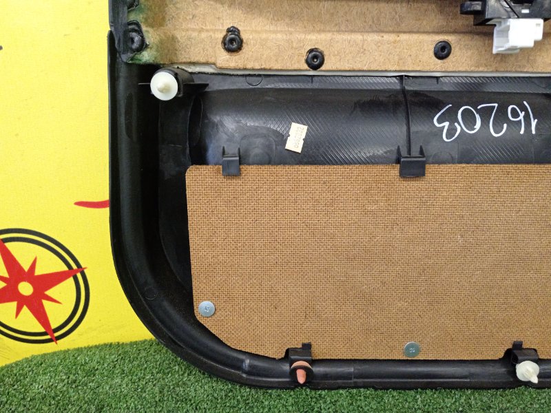 Обшивка боковой двери, 500 рублей, Красноярск