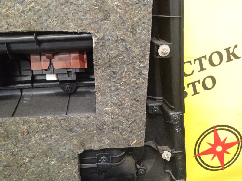 Обшивка боковой двери, 500 рублей, Красноярск