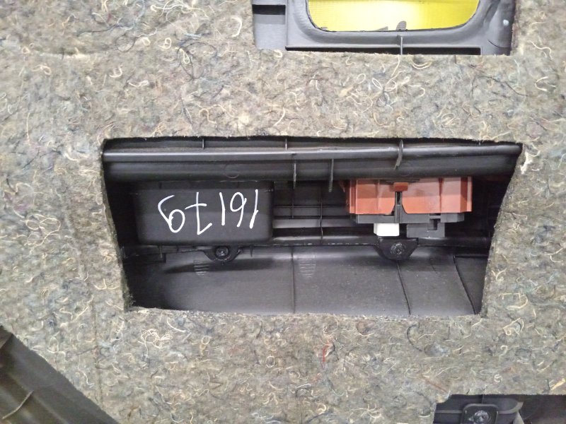 Обшивка боковой двери, 500 рублей, Красноярск