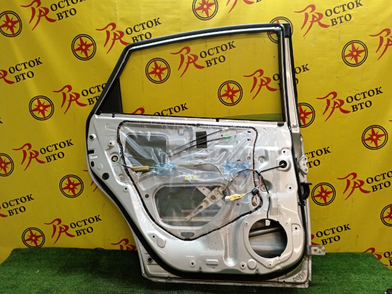 Дверь боковая, 9900 рублей, Красноярск