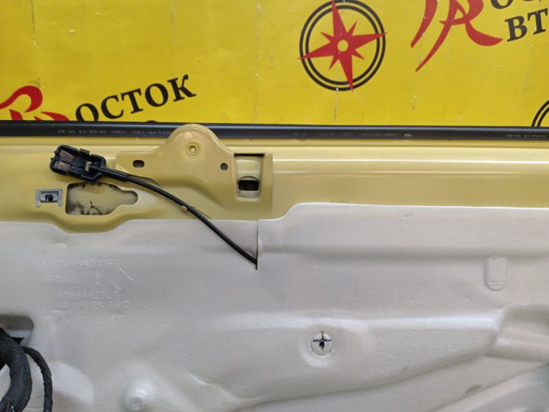 Дверь боковая, 14000 рублей, Красноярск