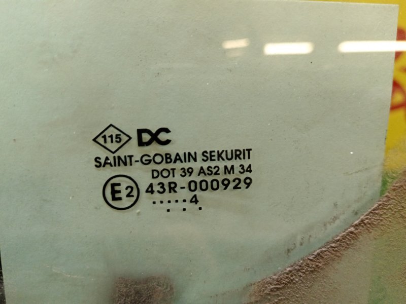 стекло боковое, 2000 рублей, Красноярск