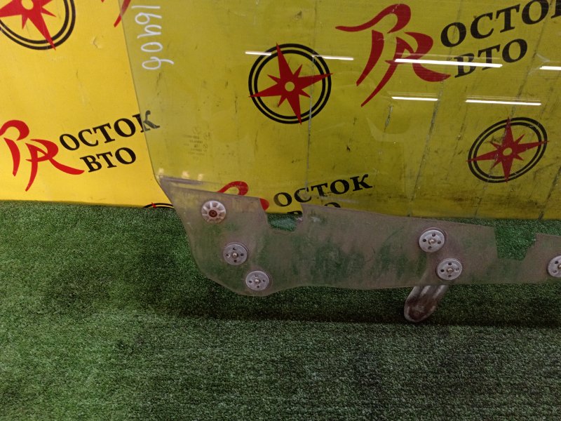 стекло боковое, 1300 рублей, Красноярск