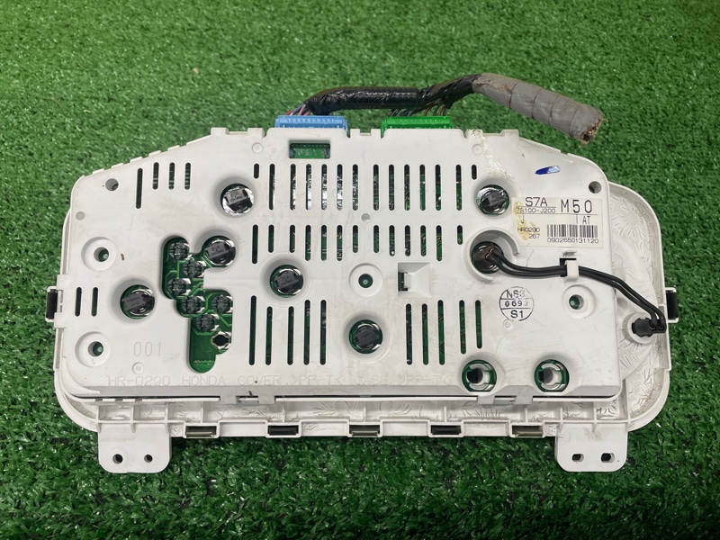 Панель приборов, 2000 рублей, Красноярск