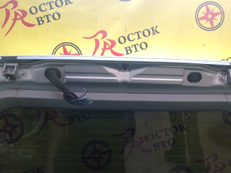 Дверь багажника, 10000 рублей, Красноярск