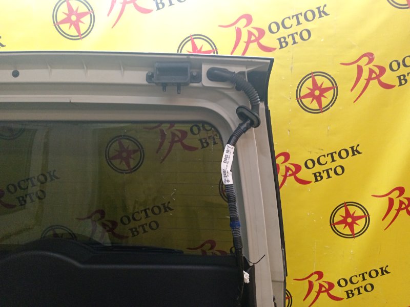 Дверь багажника, 8000 рублей, Красноярск