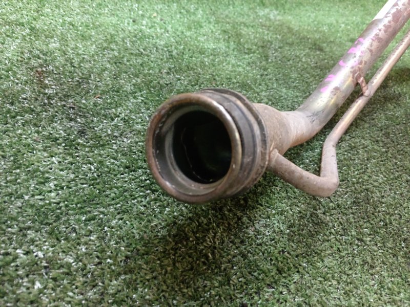 Горловина топливного бака, 1000 рублей, Красноярск