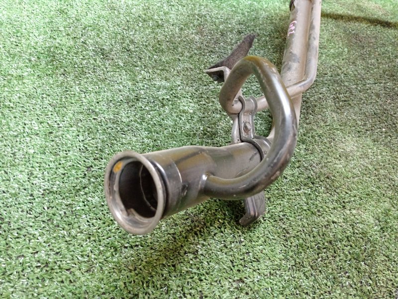 Горловина топливного бака, 700 рублей, Красноярск