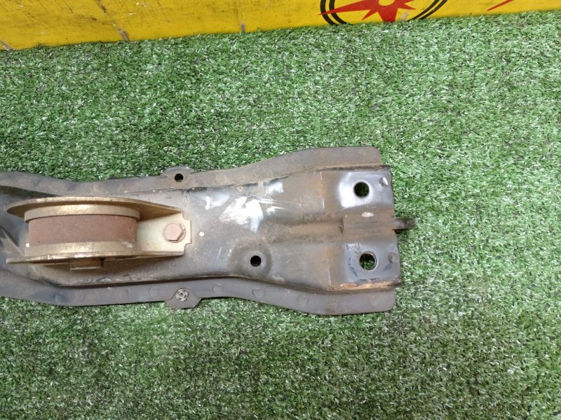 Балка подвески, 1000 рублей, Красноярск