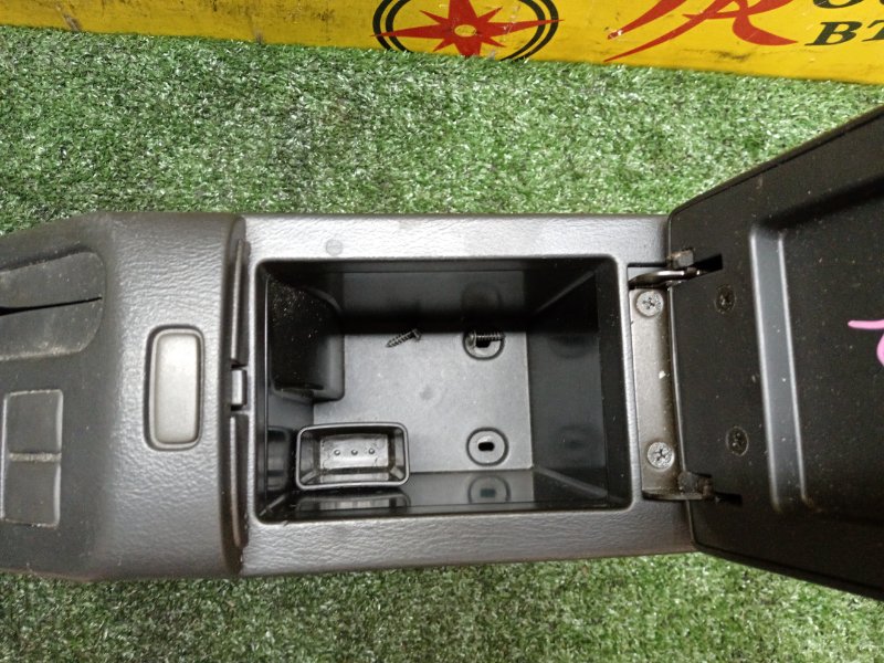 Подлокотник, 1000 рублей, Красноярск