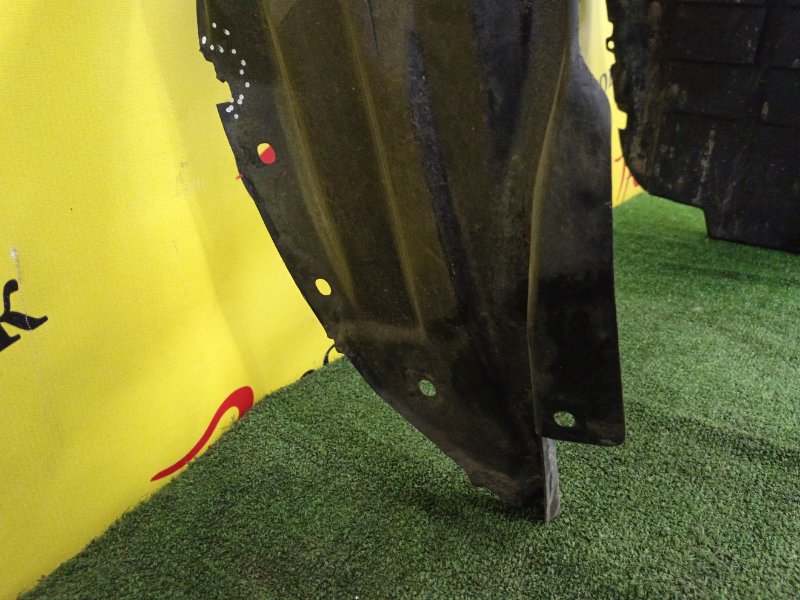 Подкрылок, 2500 рублей, Красноярск