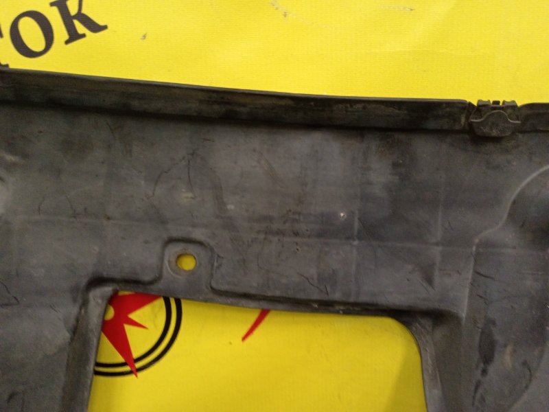 Подкрылок, 500 рублей, Красноярск