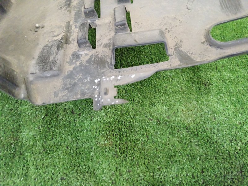 Подкрылок, 1000 рублей, Красноярск