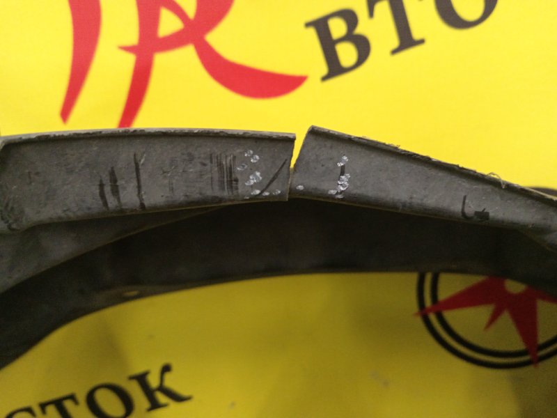 Подкрылок, 1000 рублей, Красноярск