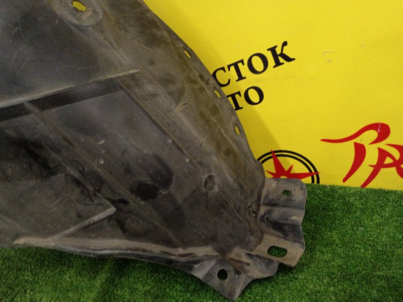 Подкрылок, 400 рублей, Красноярск