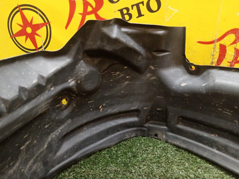 Подкрылок, 300 рублей, Красноярск