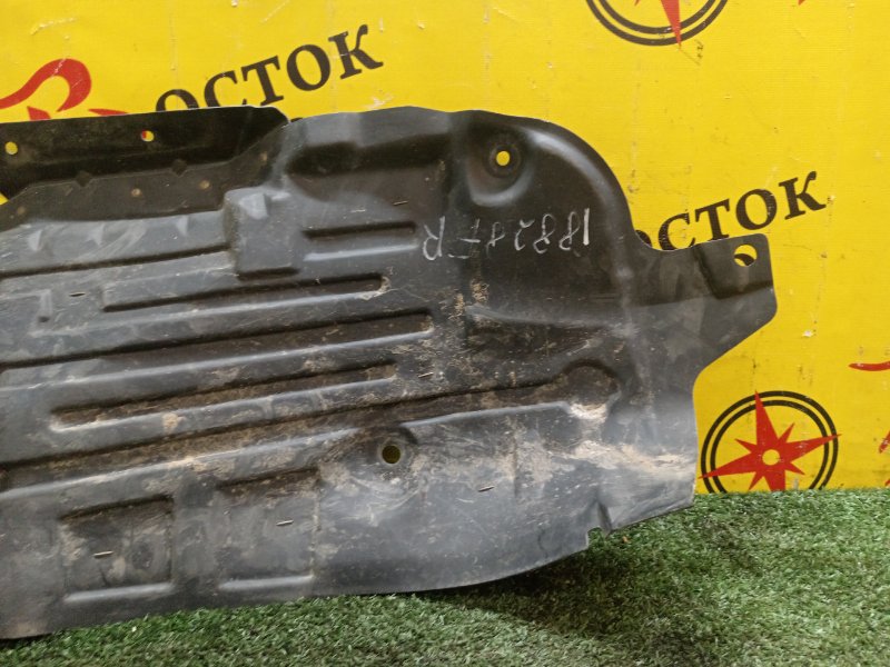 Подкрылок, 800 рублей, Красноярск