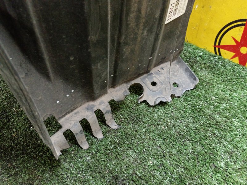 Подкрылок, 700 рублей, Красноярск