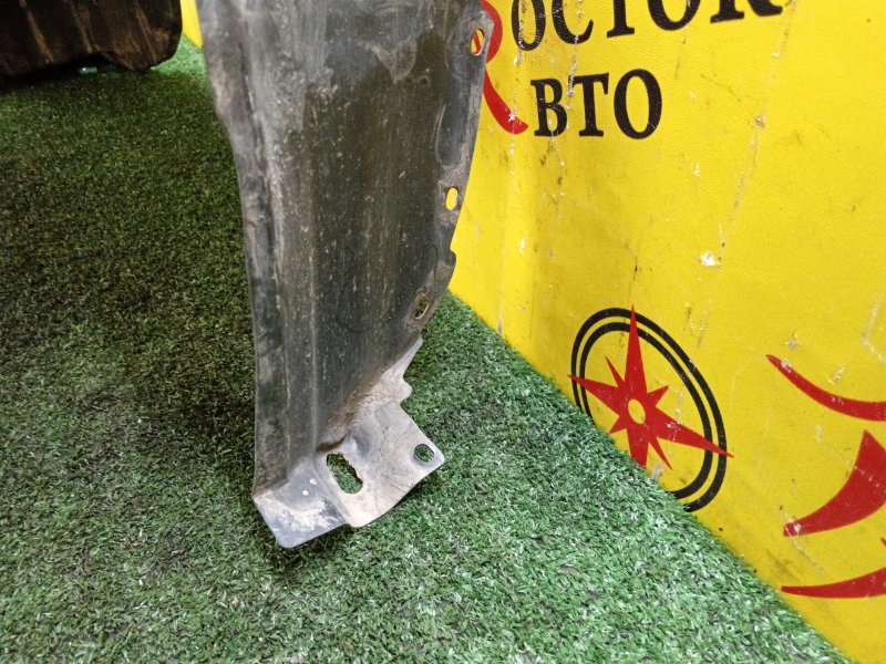 Подкрылок, 500 рублей, Красноярск