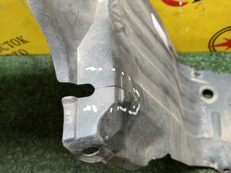 Подкрылок, 500 рублей, Красноярск