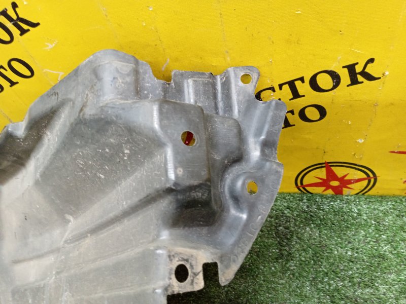 Подкрылок, 4200 рублей, Красноярск