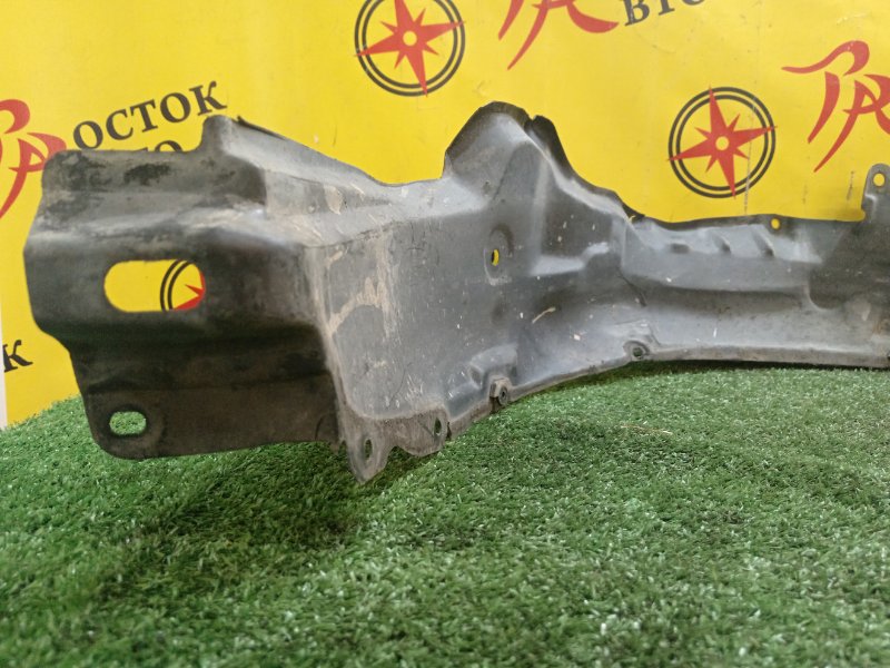 Подкрылок, 1700 рублей, Красноярск