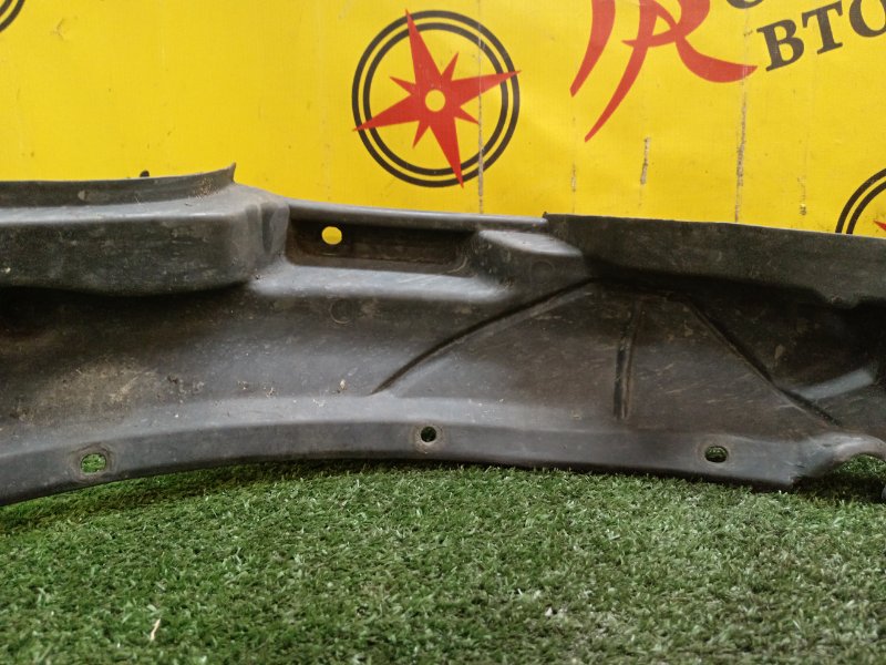 Подкрылок, 600 рублей, Красноярск