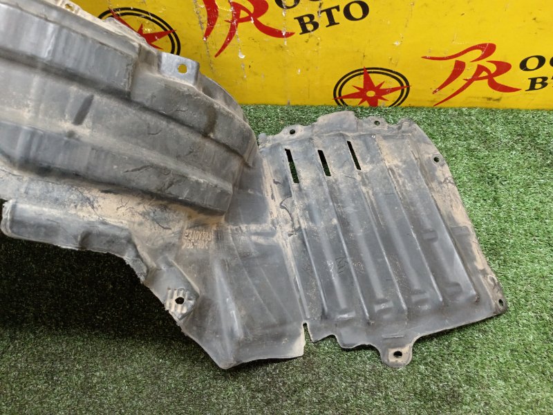 Подкрылок, 1000 рублей, Красноярск