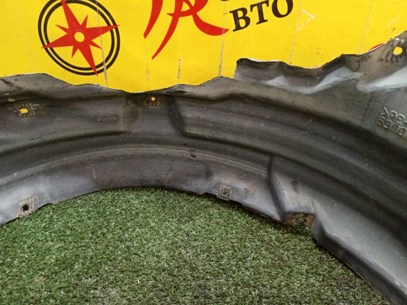 Подкрылок, 1000 рублей, Красноярск