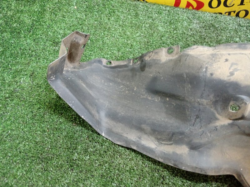 Подкрылок, 500 рублей, Красноярск