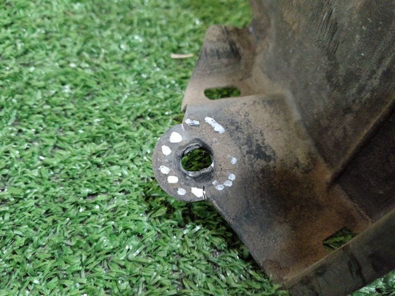 Подкрылок, 1000 рублей, Красноярск