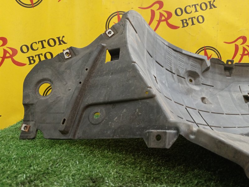 Подкрылок, 1000 рублей, Красноярск