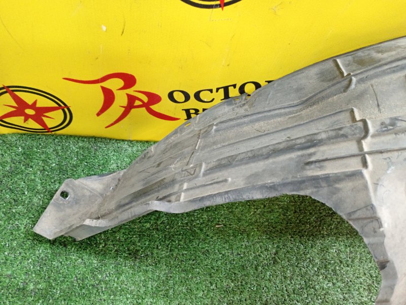 Подкрылок, 700 рублей, Красноярск