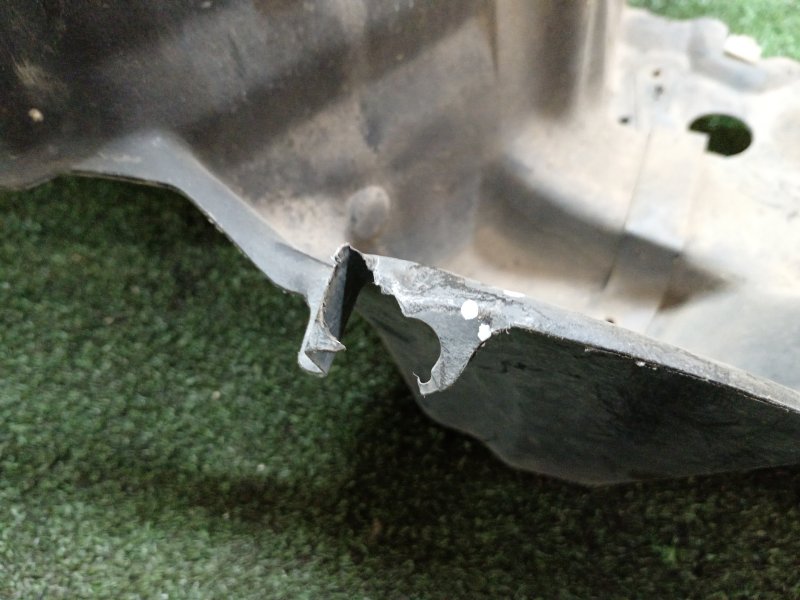 Подкрылок, 1300 рублей, Красноярск