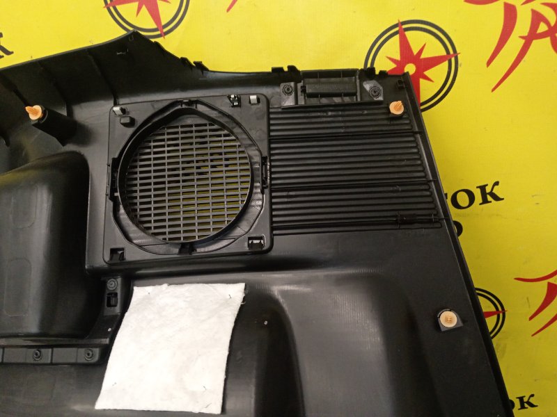 Обшивка багажника, 2000 рублей, Красноярск