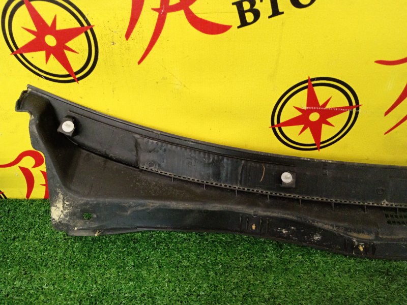 Решетка под лобовое стекло, 200 рублей, Красноярск