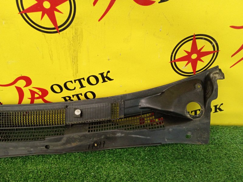 Решетка под лобовое стекло, 200 рублей, Красноярск