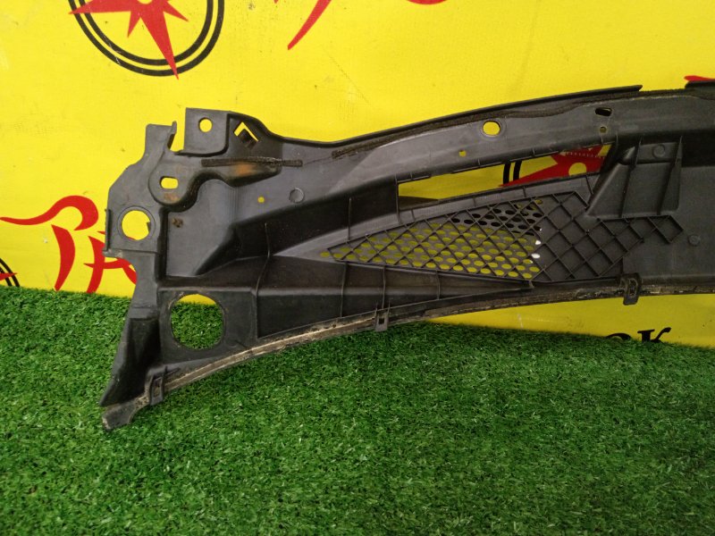 Решетка под лобовое стекло, 300 рублей, Красноярск