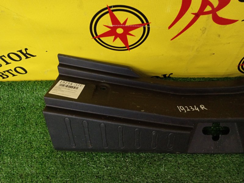 накладка багажника, 300 рублей, Красноярск