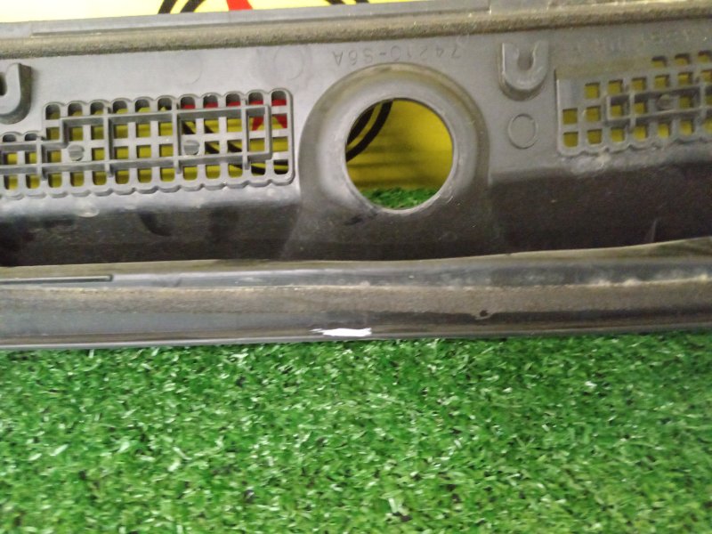 Решетка под лобовое стекло, 800 рублей, Красноярск