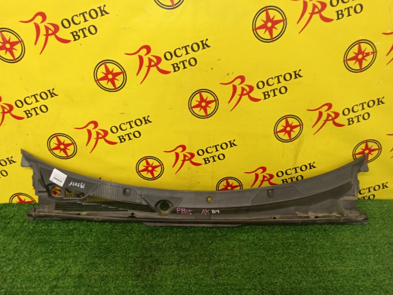 Решетка под лобовое стекло, 300 рублей, Красноярск