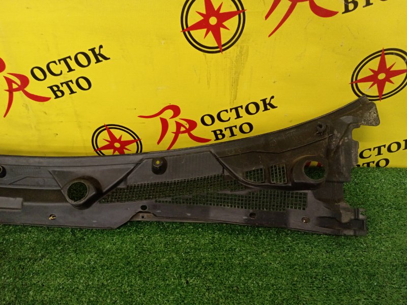 Решетка под лобовое стекло, 300 рублей, Красноярск