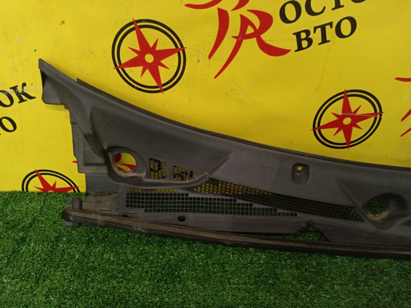 Решетка под лобовое стекло, 300 рублей, Красноярск