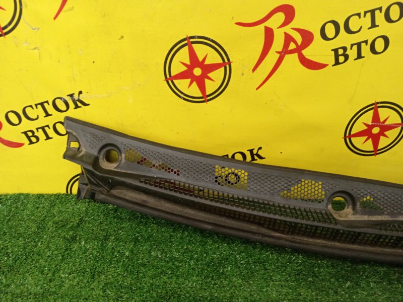 Решетка под лобовое стекло, 500 рублей, Красноярск