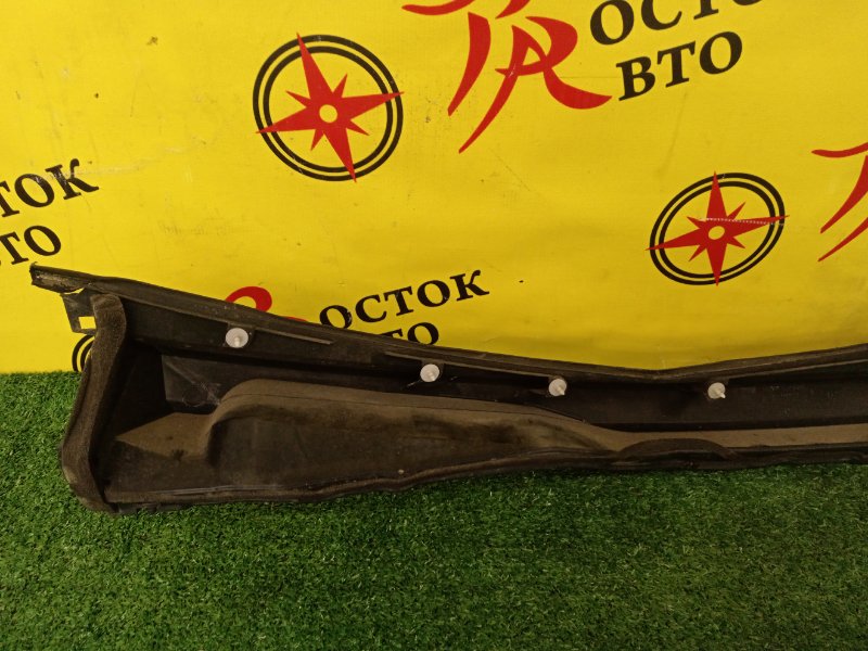 Решетка под лобовое стекло, 500 рублей, Красноярск